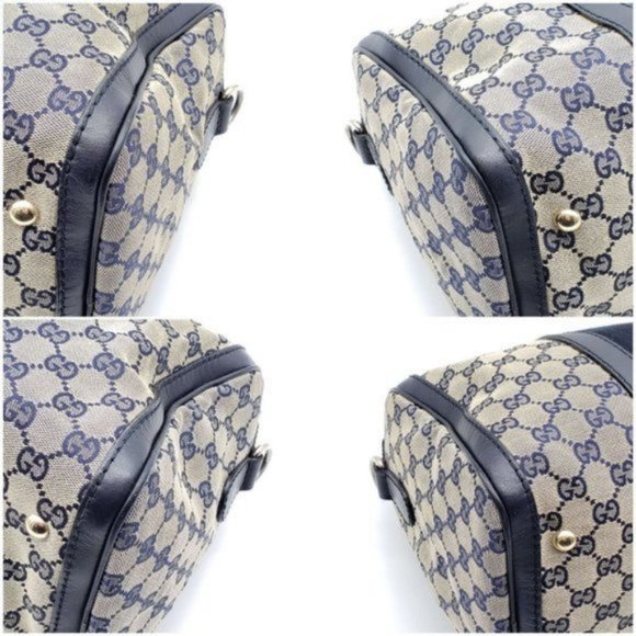 Authentic Gucci Canvas Vintage Medium CrossbodyBag - Picture 11 of 15
